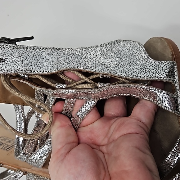 Free People Silver Metallic Strappy Zipper Laceup Gladiator Sandals Size 38 - Picture 7 of 11